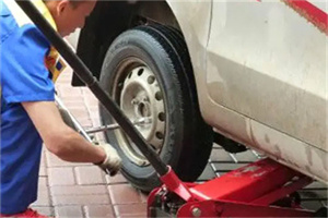 临翔区附近拖车24小时服务热线电话